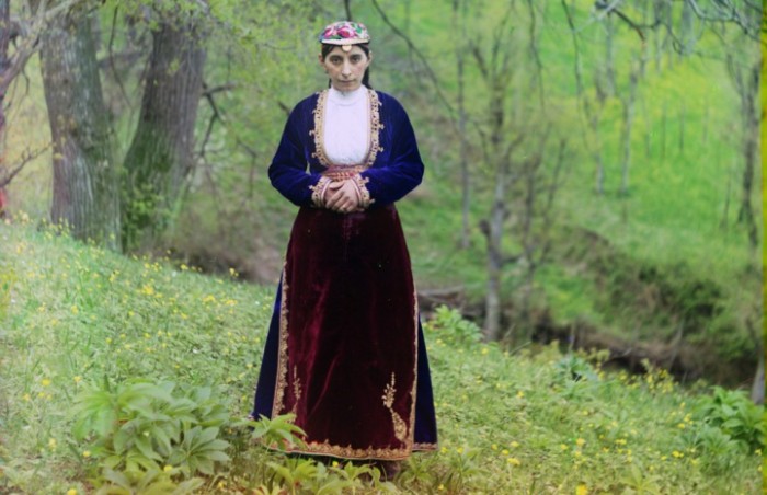 An Armenian woman in national costume poses for Prokudin-Gorskii on a hillside near Artvin (in present day Turkey), circa 1910..jpg (123 KB)